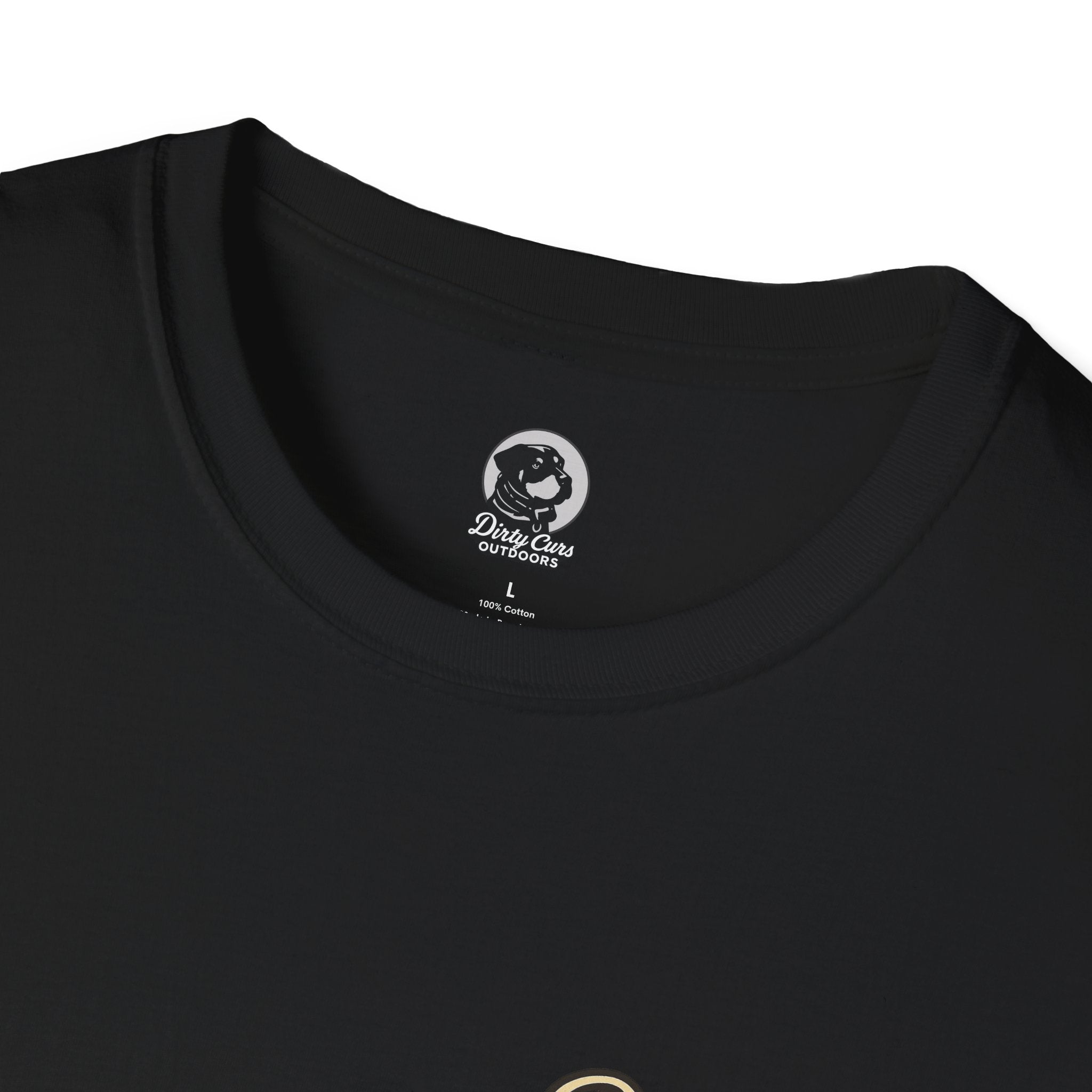Hog & Dog Hunting Graphic T-Shirt — "On the Hunt" Vintage Badge